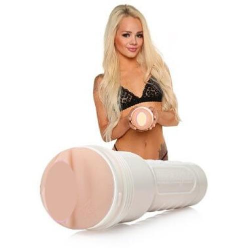 Мастурбатор Fleshlight Girls: Elsa Jean - Tasty, со слепка вагины, очень нежный