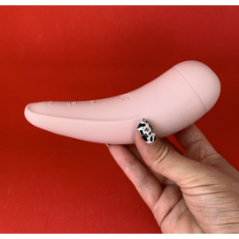Вакуумний кліторальний стимулятор Satisfyer Curvy 2+ Pink - 5