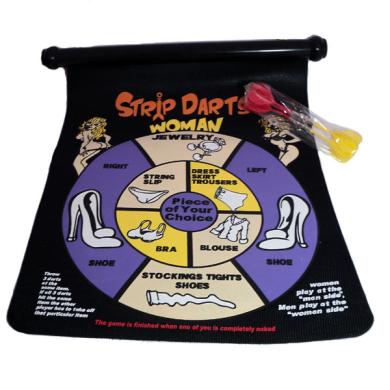 Оригинальная и сногсшибательная игра Strip Darts улучшит настроение !