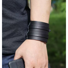 Широкий чорний браслет зі шкірзаму з двома застібками - 2