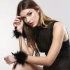 Пушистые наручники Bijoux Indiscrets Za za zu - feahter handcuffs