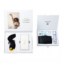 Подарунковий набір Svakom Anniversary Box: вакуумний стимулятор, стрічки, маска, лубрикант, спрей - 1