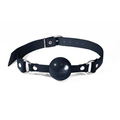 Кляп силіконовий Feral Feelings Silicon Ball Gag Black/Black, чорний ремінь, чорна кулька