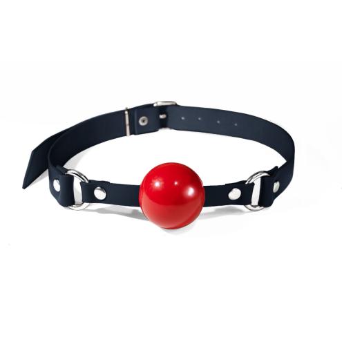 Кляп силиконовый Feral Feelings Silicon Ball Gag Black/Red, черный ремень, красный шарик