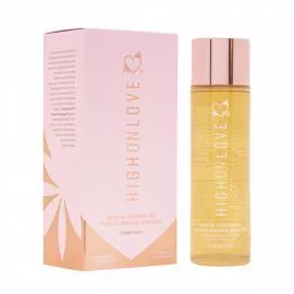 Массажное масло с ароматом клубники и шампанского Sensual Massage Oil Strawberries Champagne, 120 мл HighOnLove (Канада) - 1